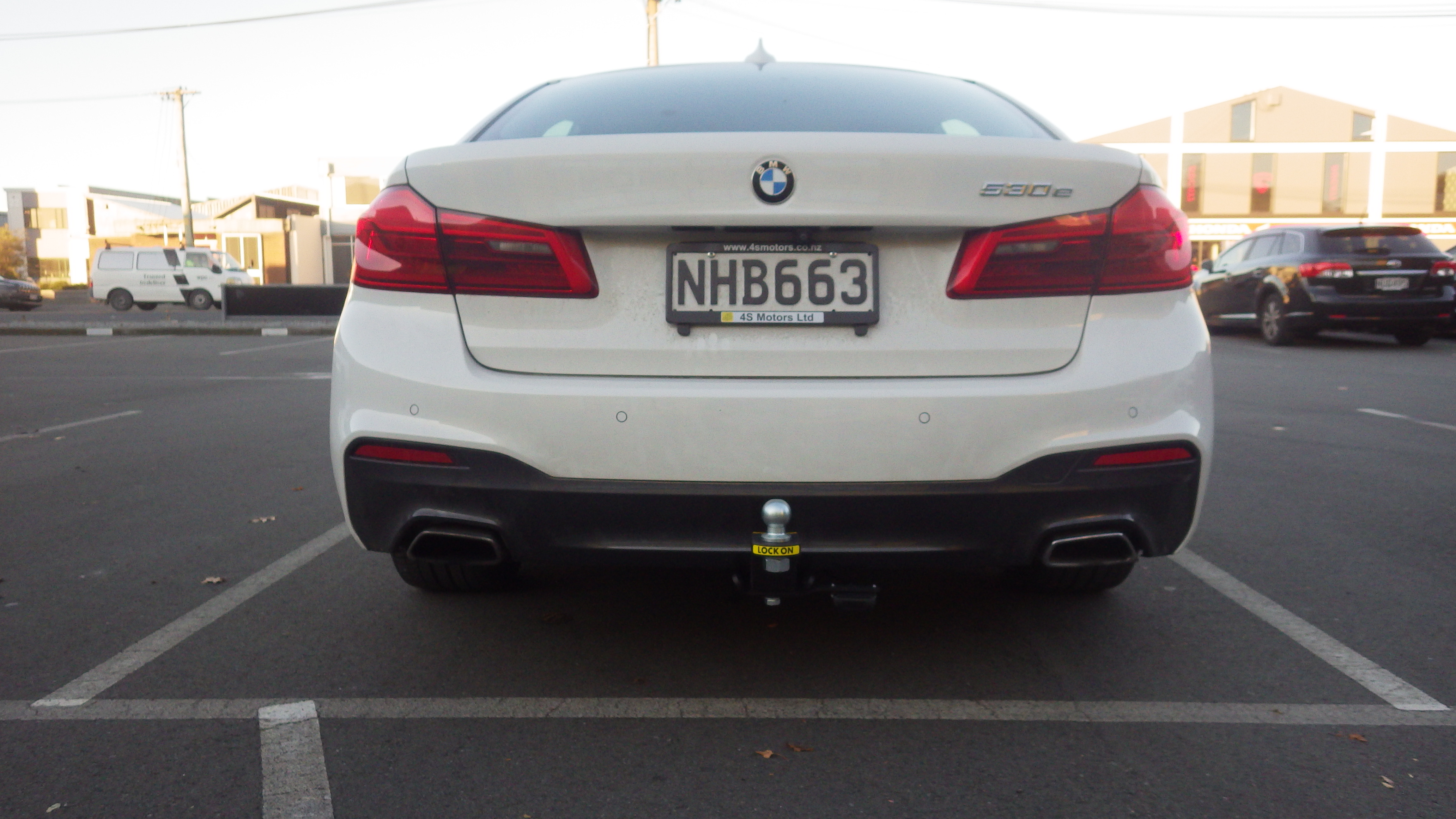 BMW 530e SALOON 2017 2022 TOWBAR